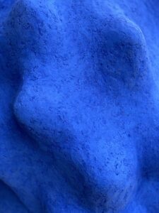 blue-art-sculpture-pigmentti